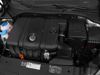 2013 Volkswagen Golf w/Conv & Sunroof