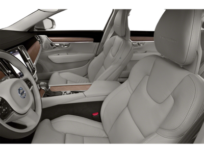 2018 Volvo S90 Momentum