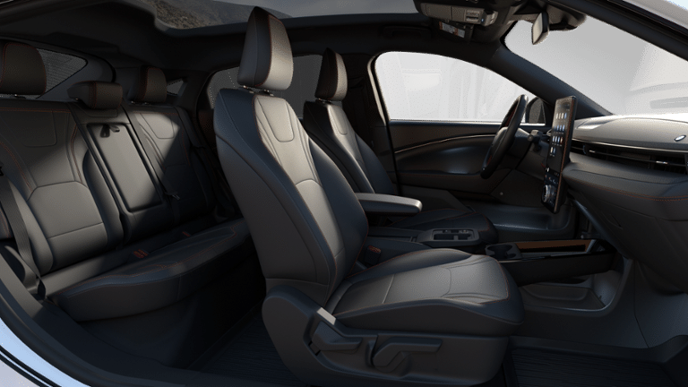 2025 Ford Mustang Mach-E Premium - Photo 23