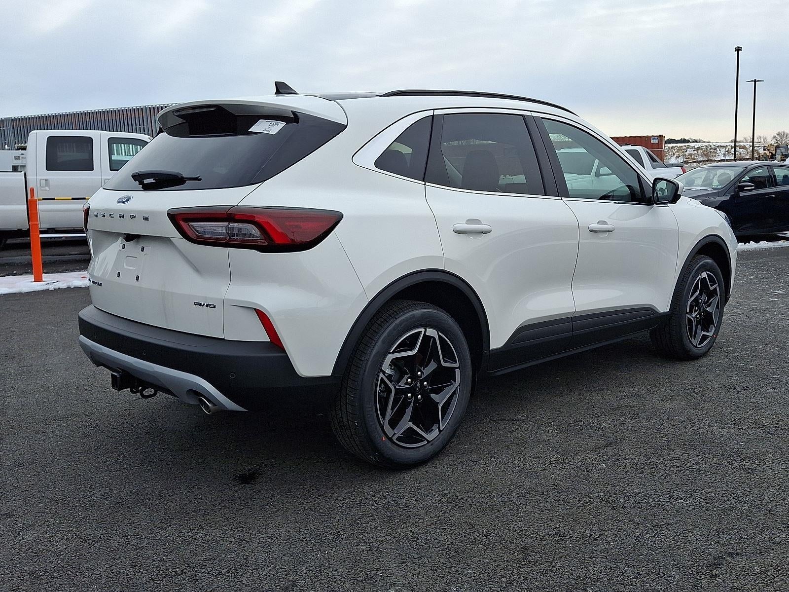 2026 Ford Escape Platinum