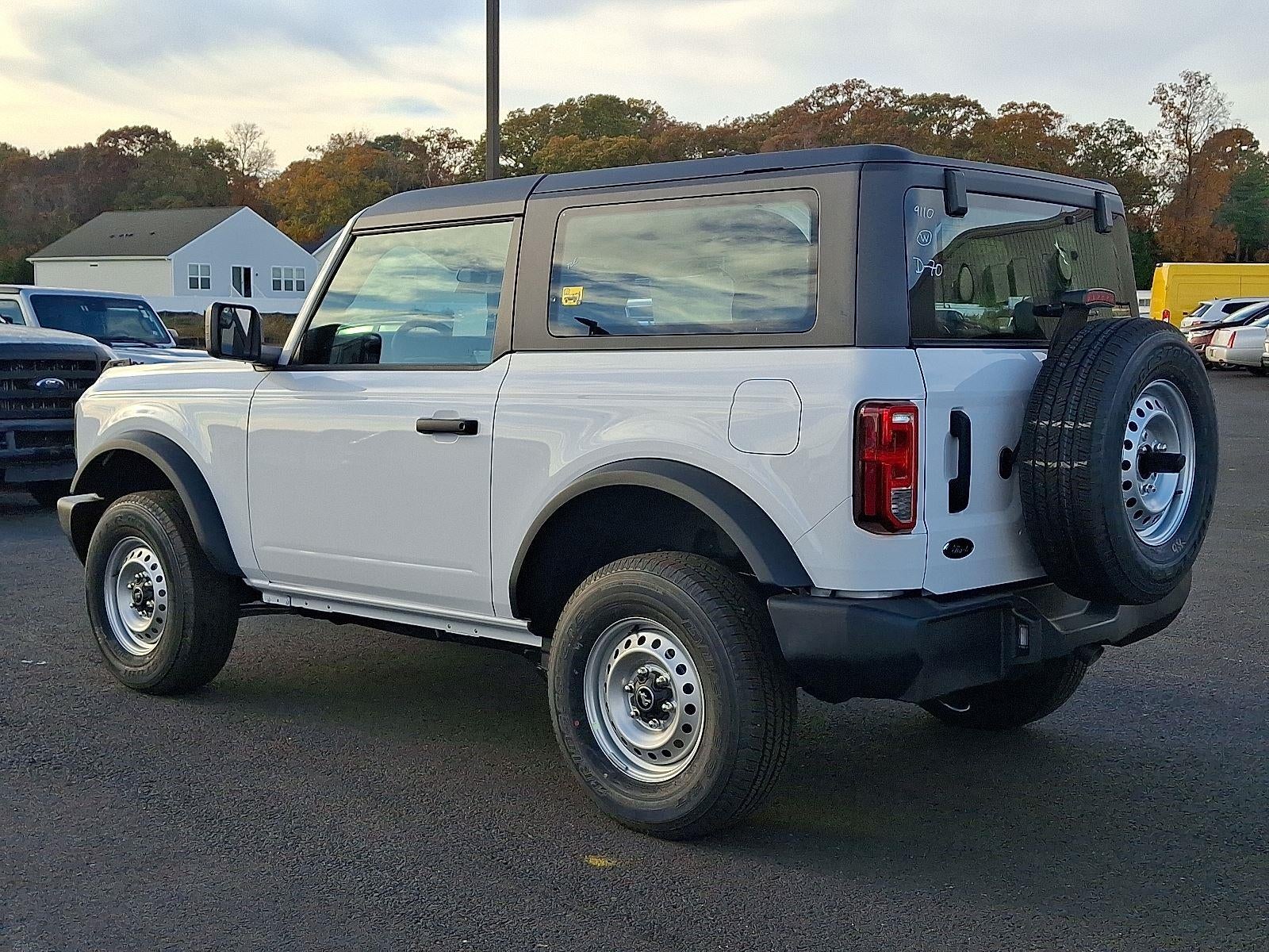 2025 Ford Bronco Base