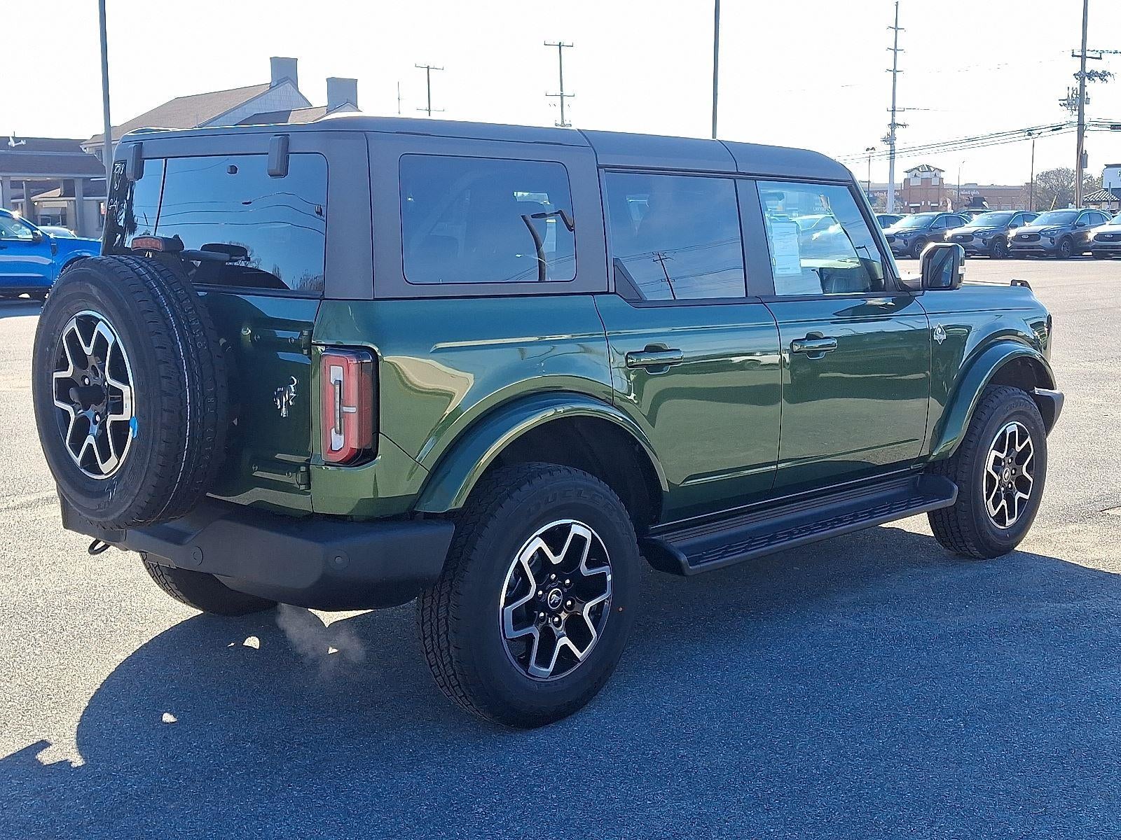 2025 Ford Bronco Outer Banks