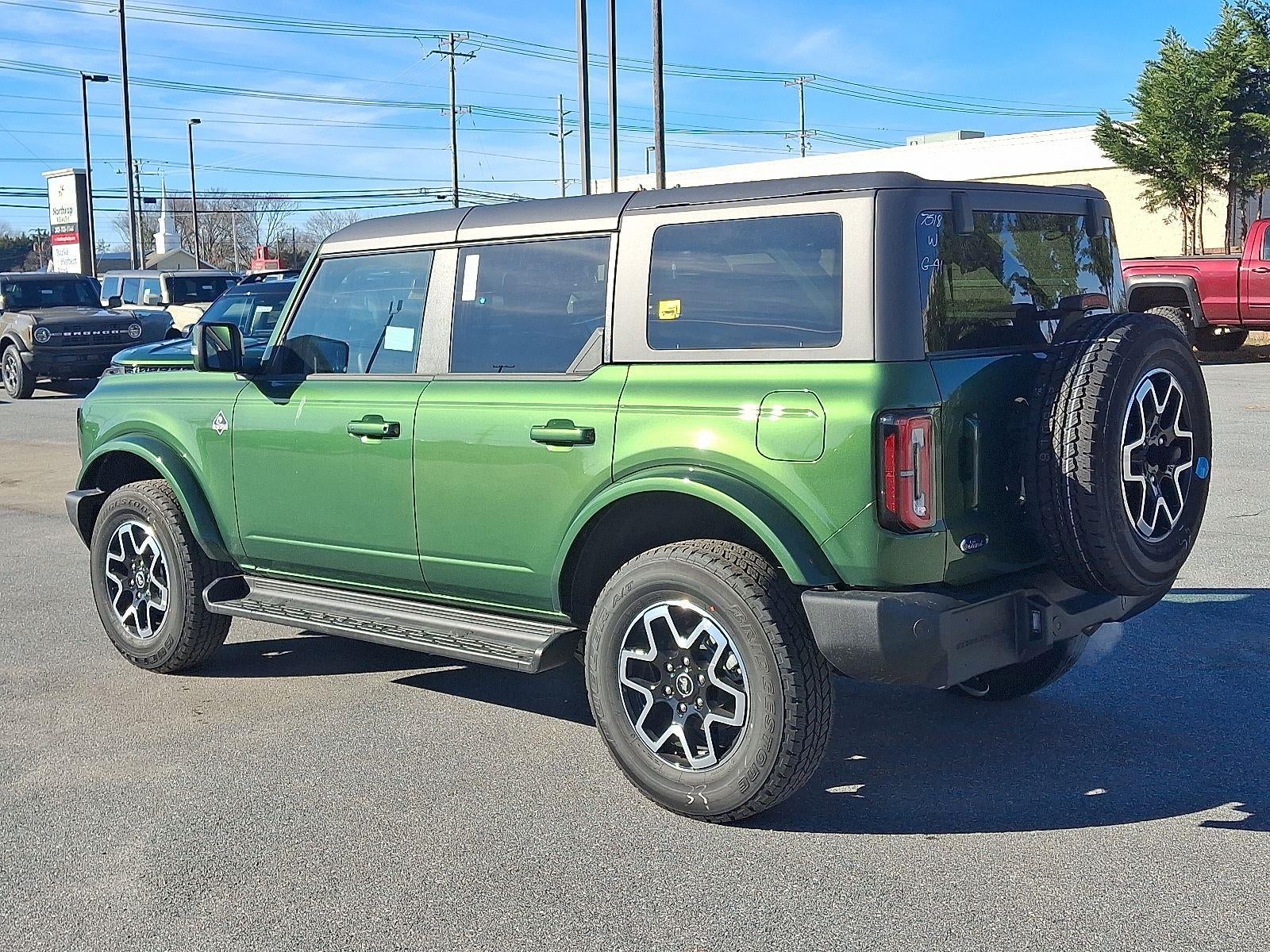 2025 Ford Bronco Outer Banks