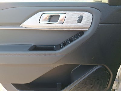 2026 Ford Explorer XLT