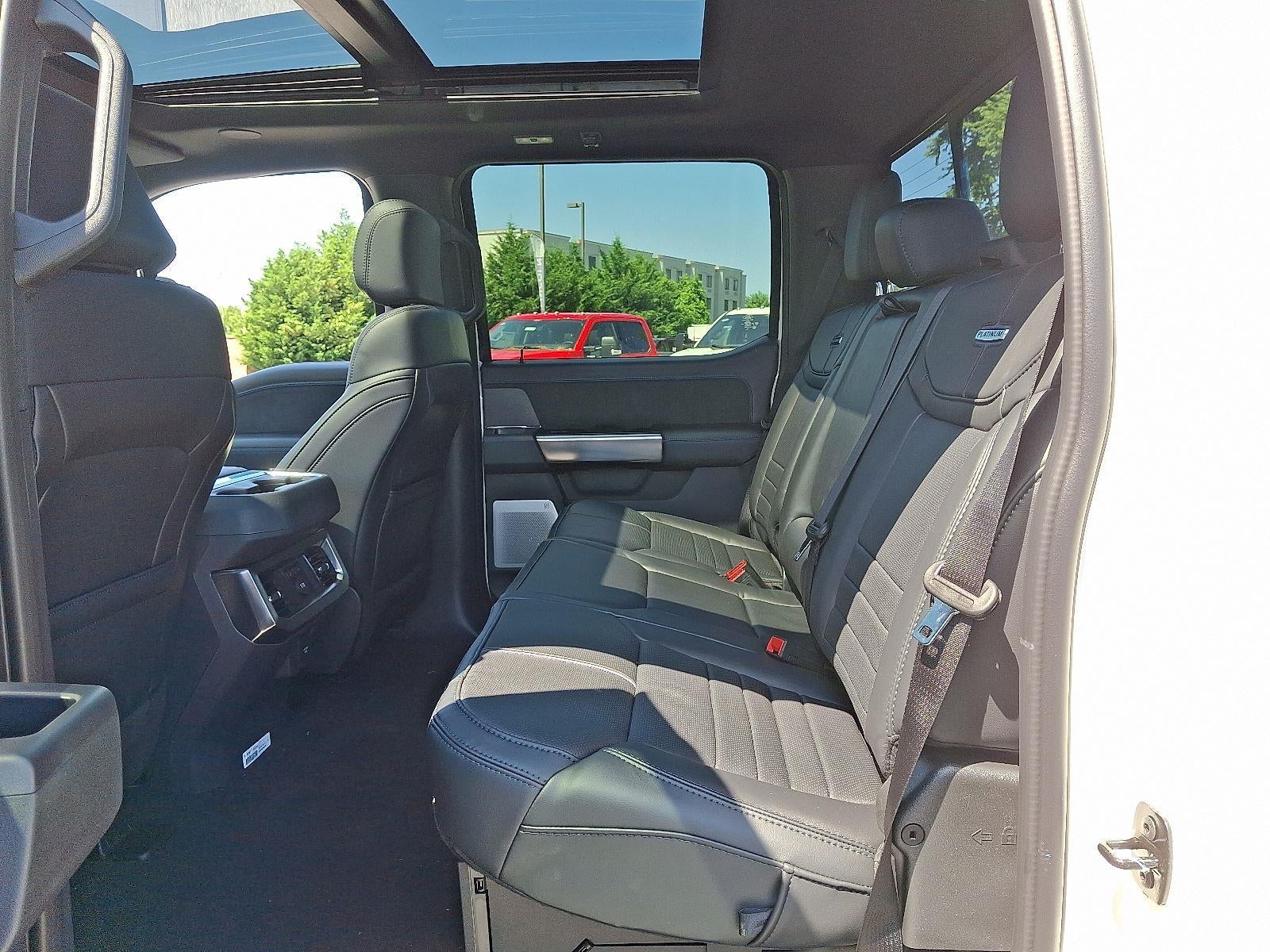 2025 Ford Super Duty F-250 Platinum