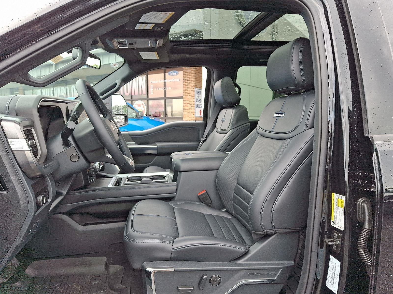 2025 Ford Super Duty F-350 Platinum