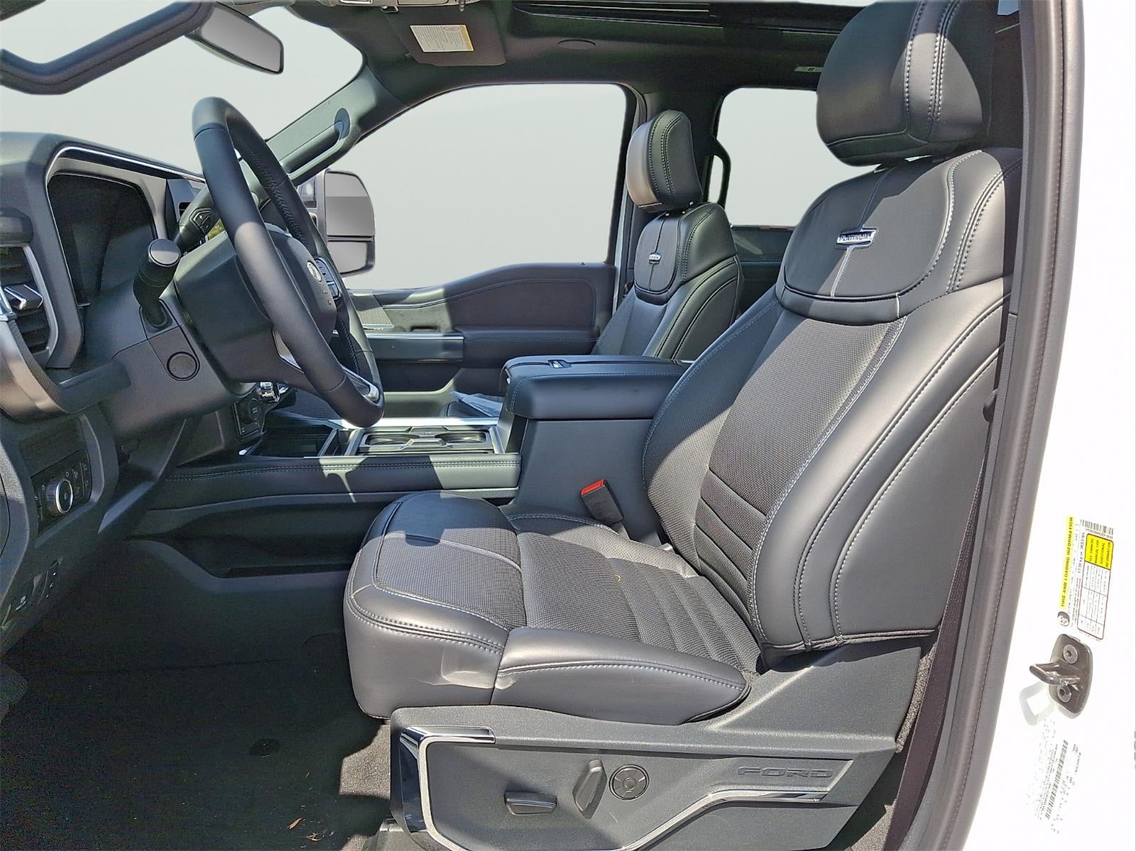 2025 Ford F-350 Super Duty Platinum - Photo 11