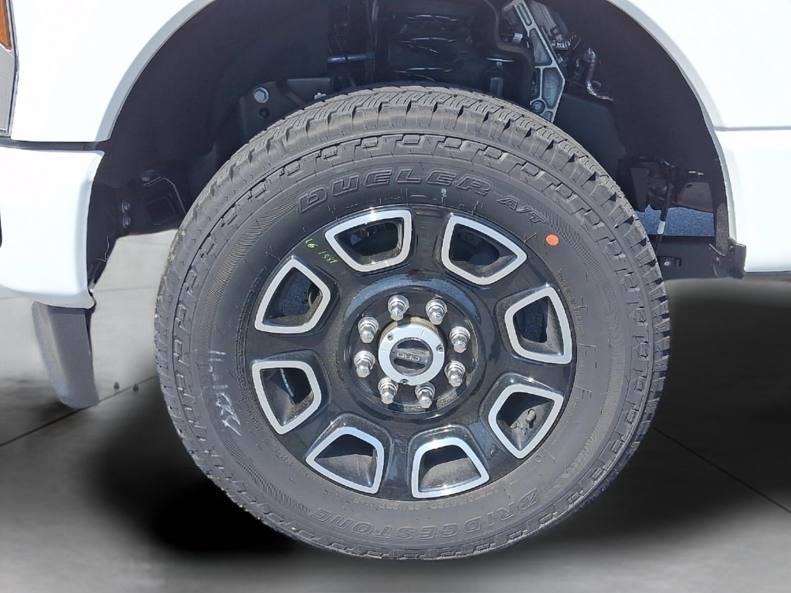 2025 Ford F-350 Super Duty Platinum - Photo 7