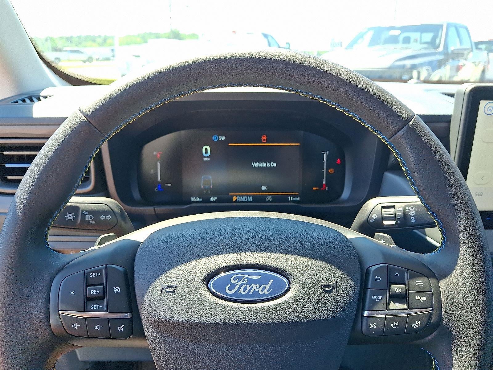 2025 Ford Maverick Lobo Standard