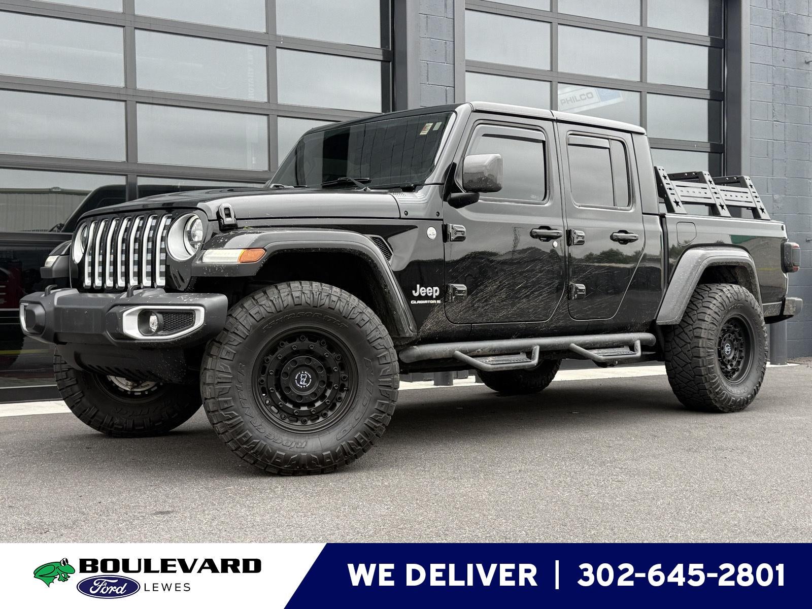 2023 Jeep Gladiator Overland's photo