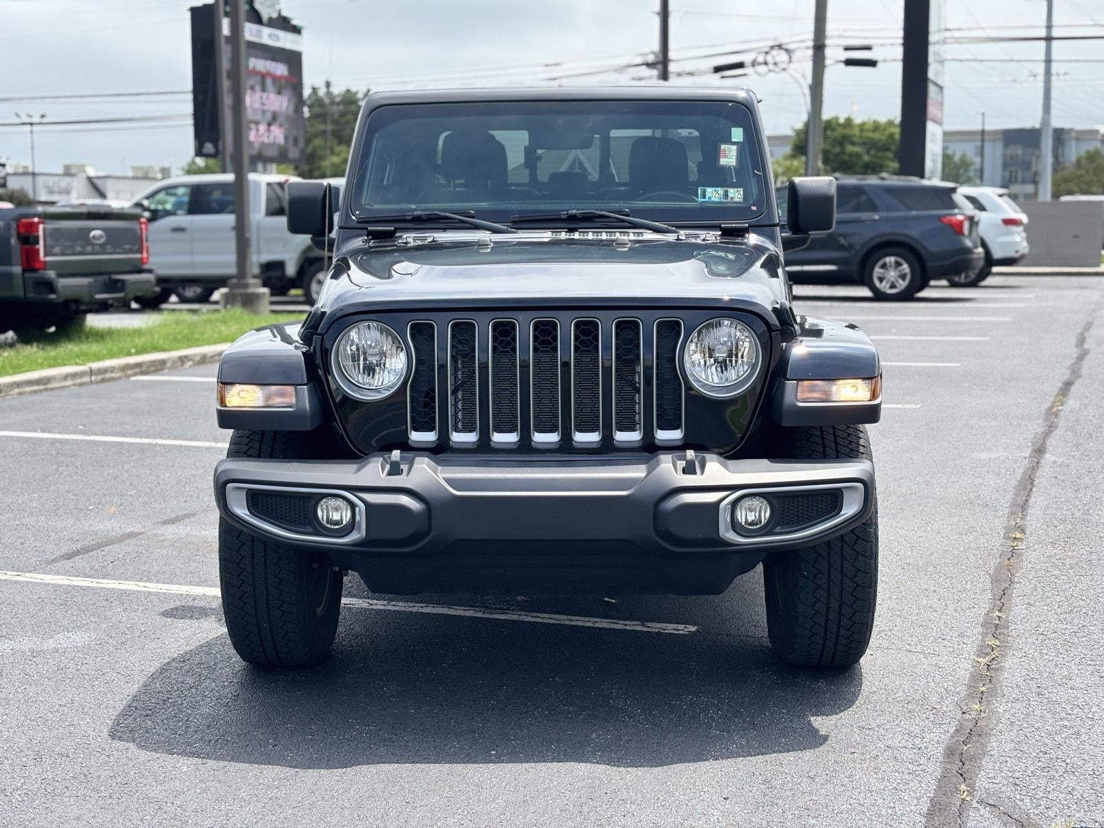 2021 Jeep Gladiator Overland
