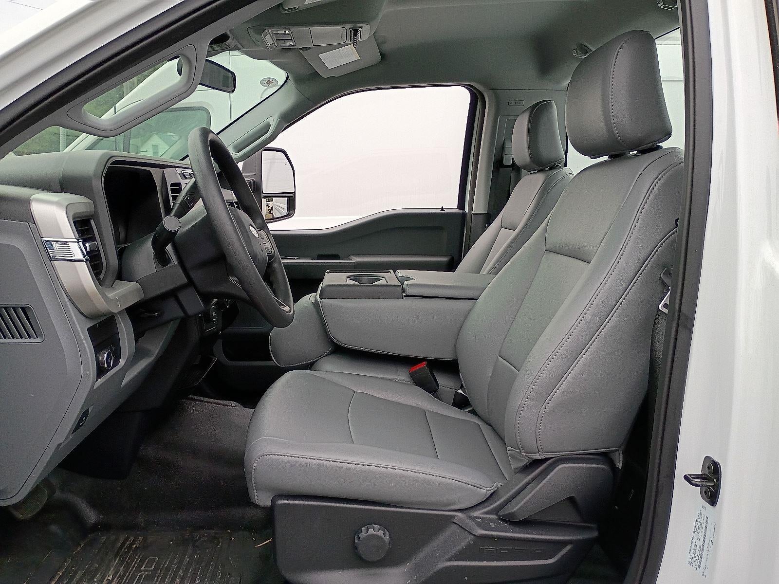 2024 Ford Super Duty F-450 DRW XL