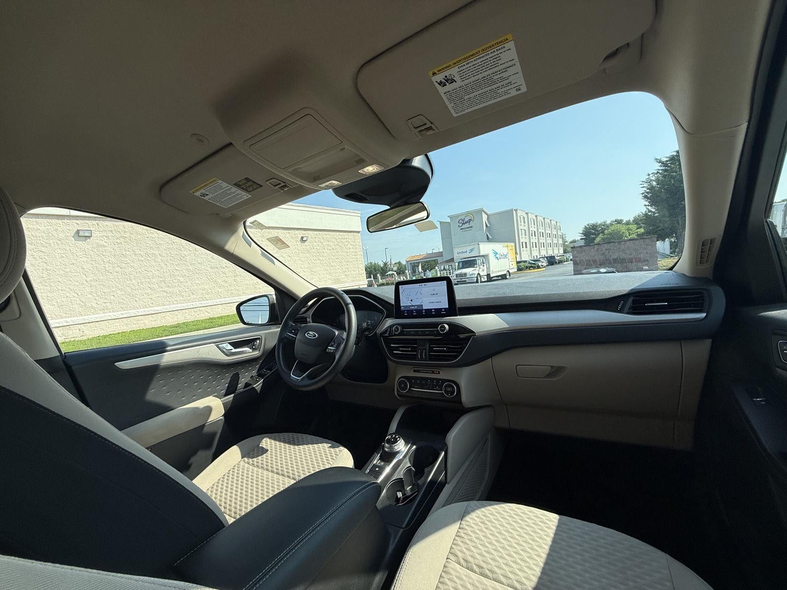 2020 Ford ESCAPE SE