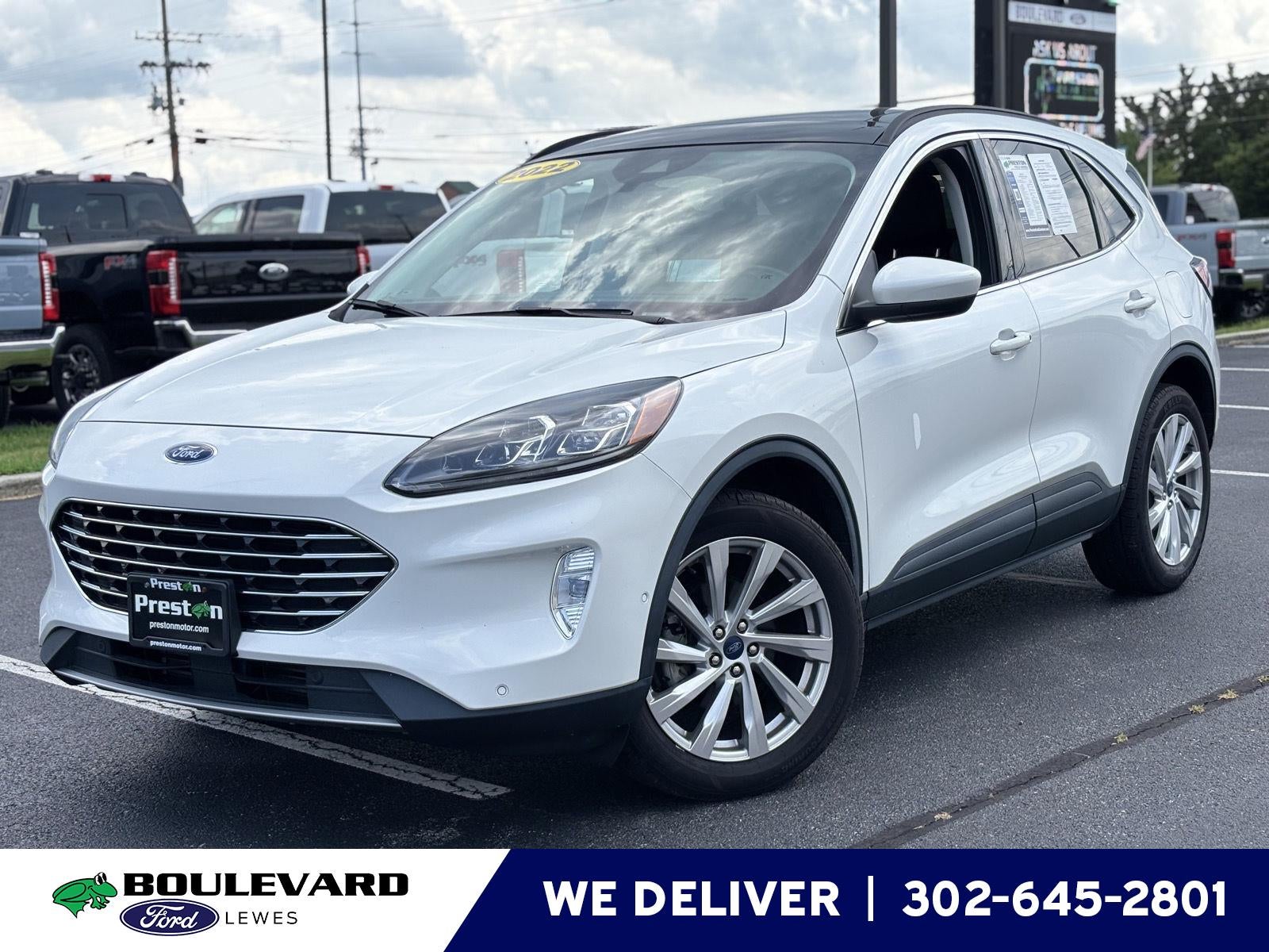 2022 Ford Escape Titanium