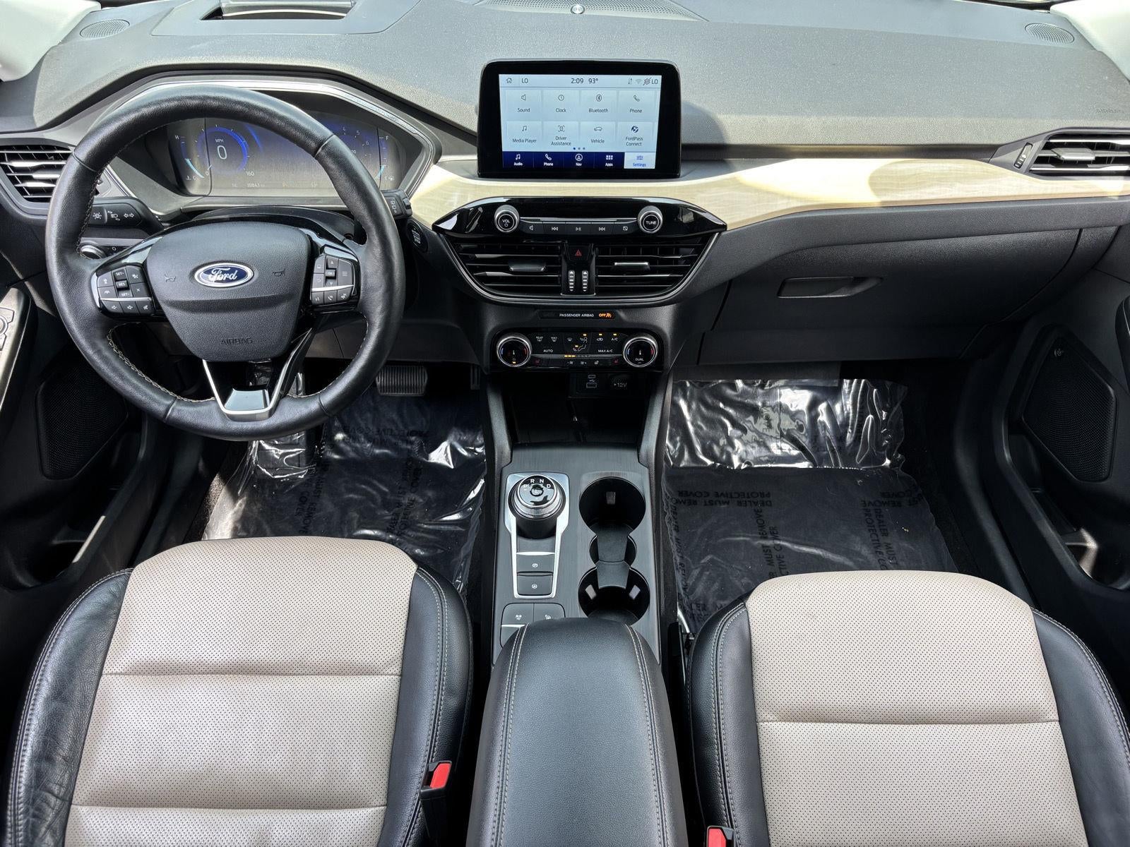 2022 Ford Escape Titanium