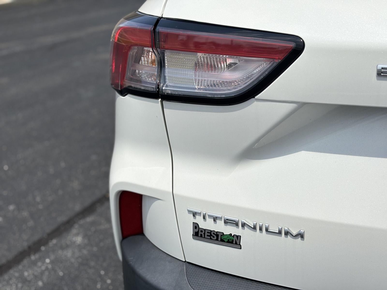 2022 Ford Escape Titanium