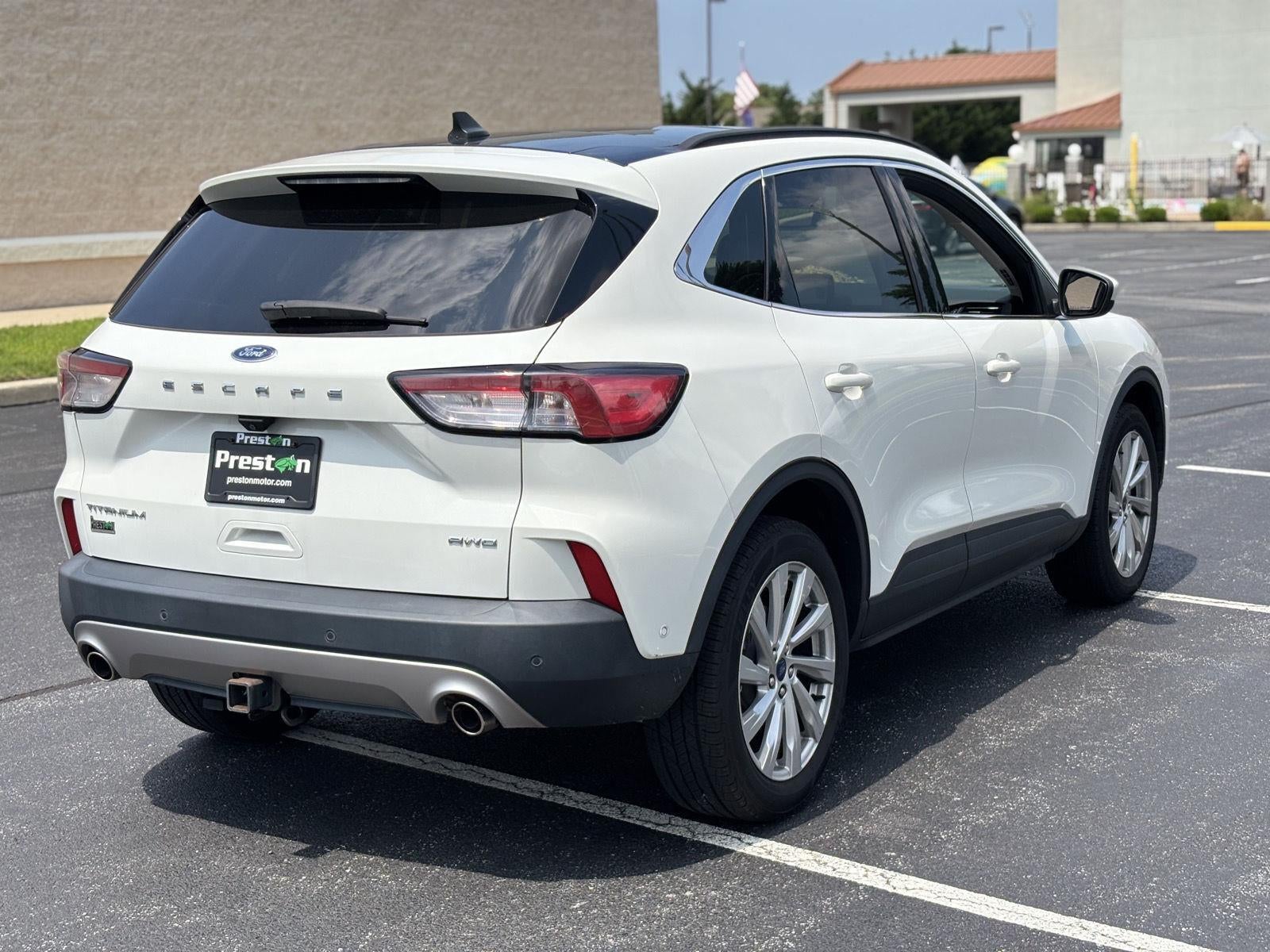 2022 Ford Escape Titanium