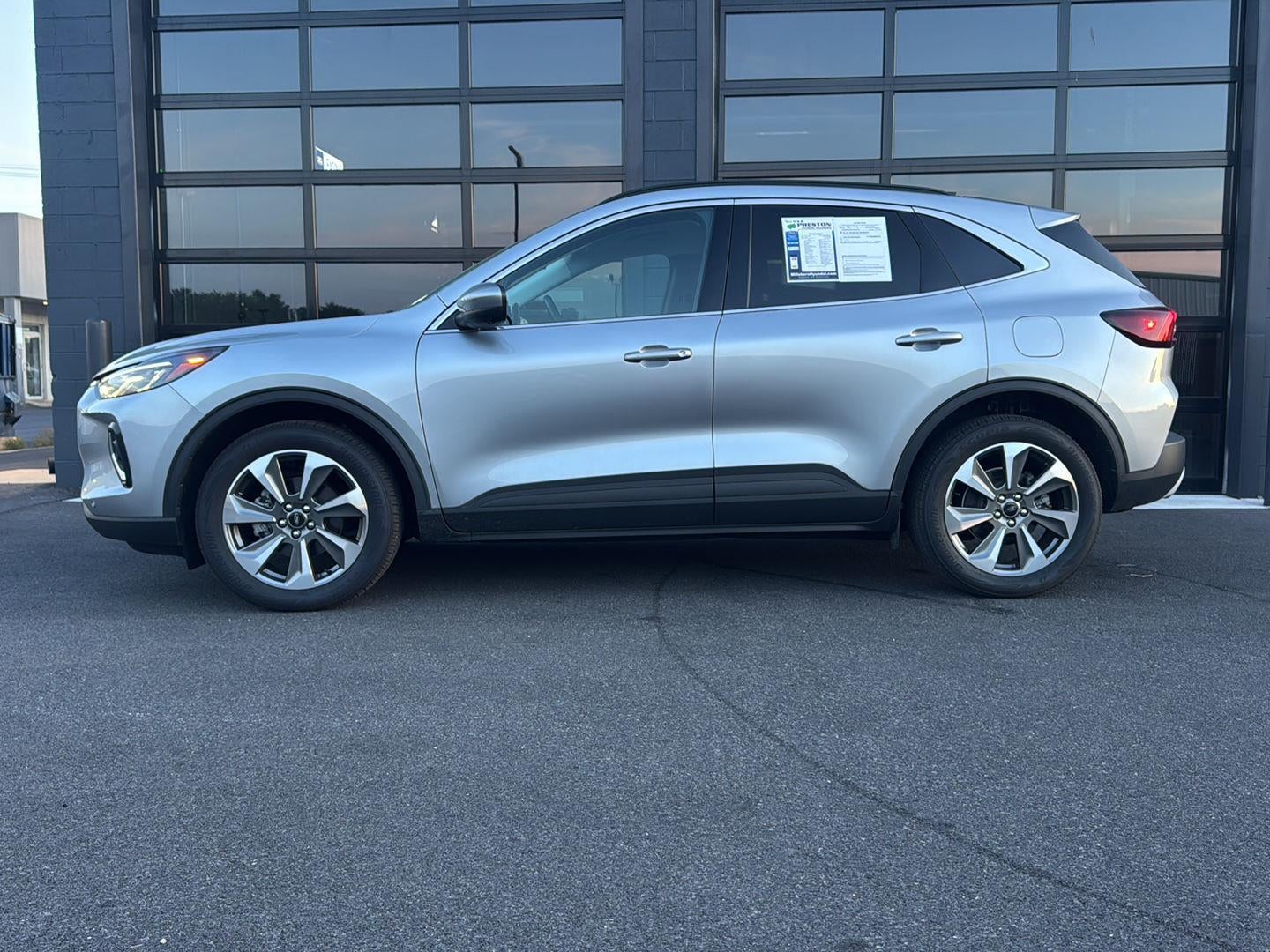 2023 Ford Escape Hybrid Platinum
