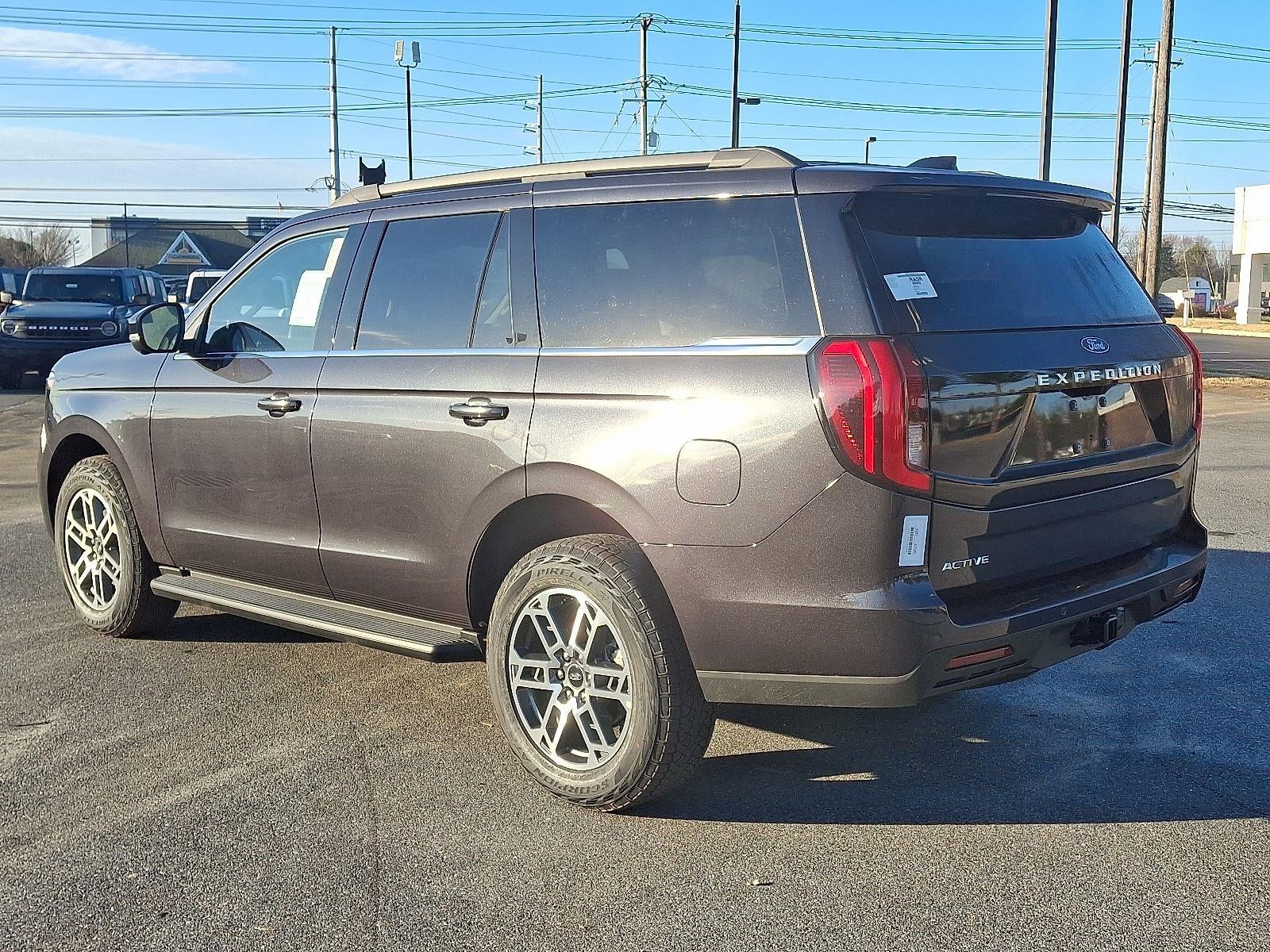 2025 Ford Expedition Active