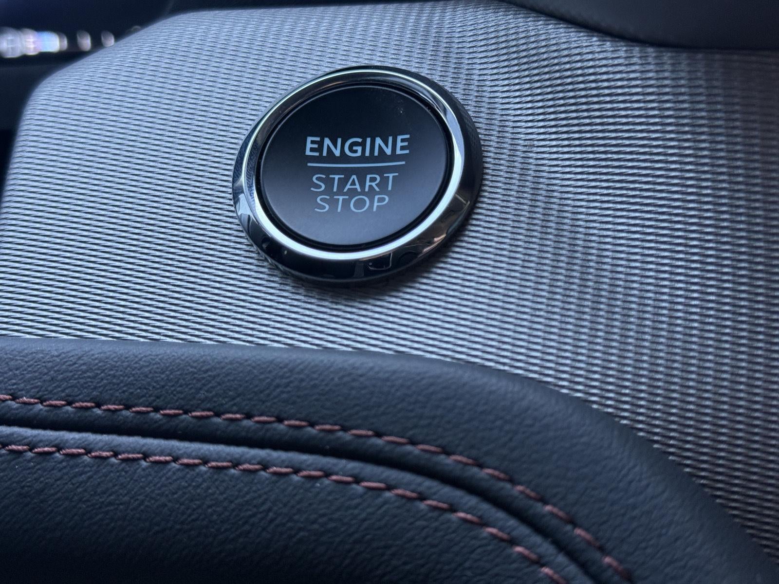 2025 Ford EXPLORER XLT