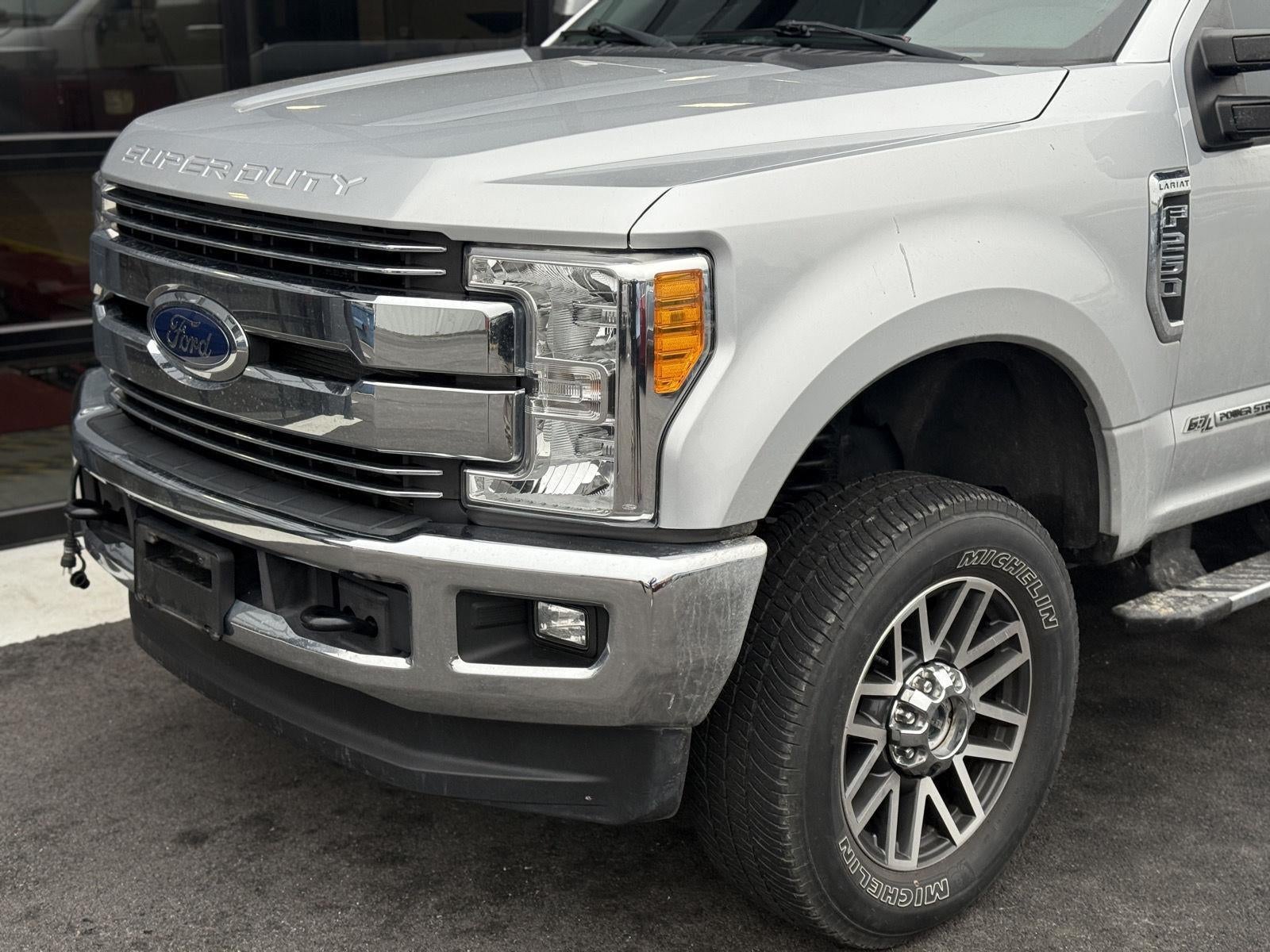 2017 Ford Super Duty F-250 SRW Lariat