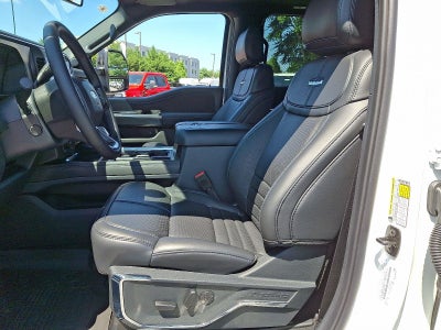 2025 Ford Super Duty F-350 Platinum