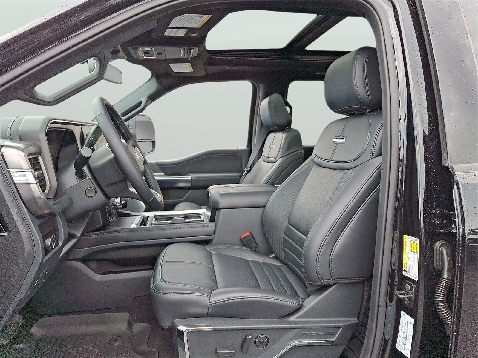 2025 Ford Super Duty F-350 Platinum