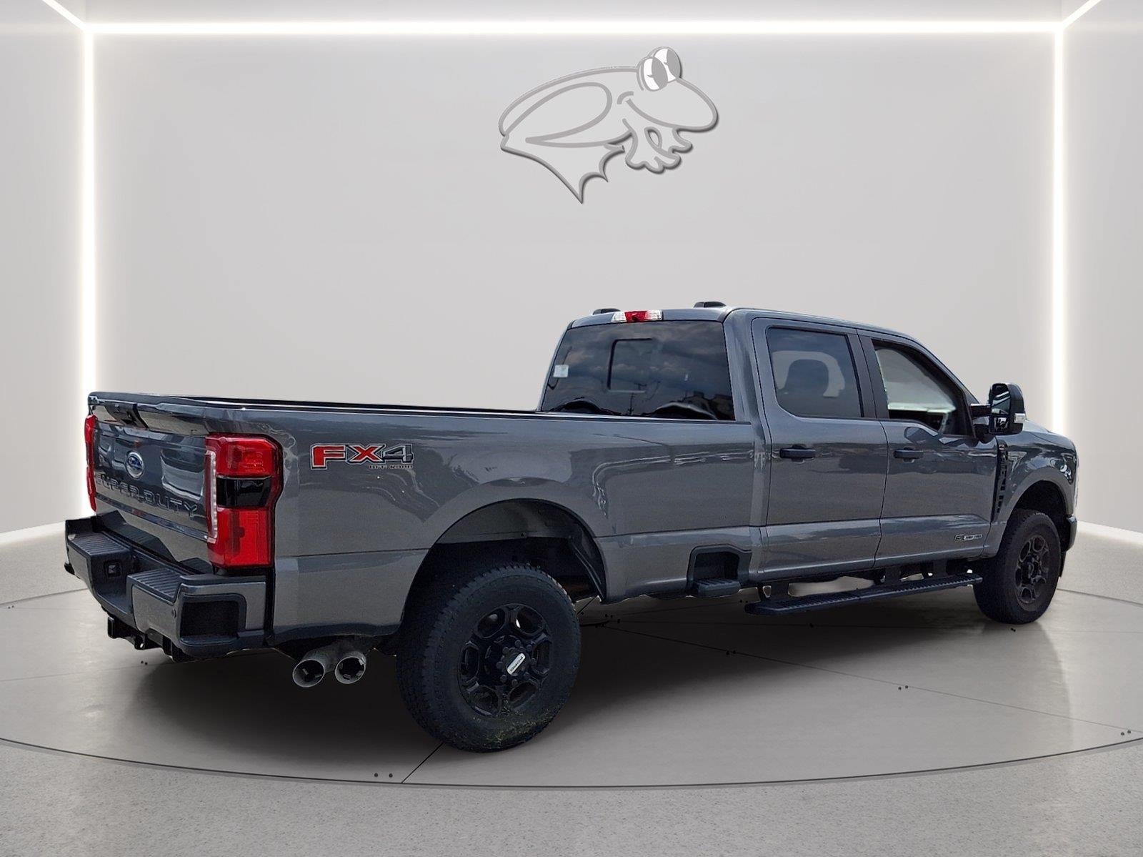 2026 Ford F-350 Super Duty XL - Photo 4