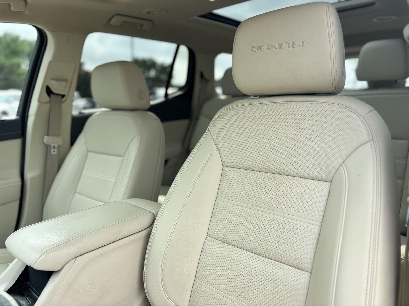 2022 GMC Acadia Denali