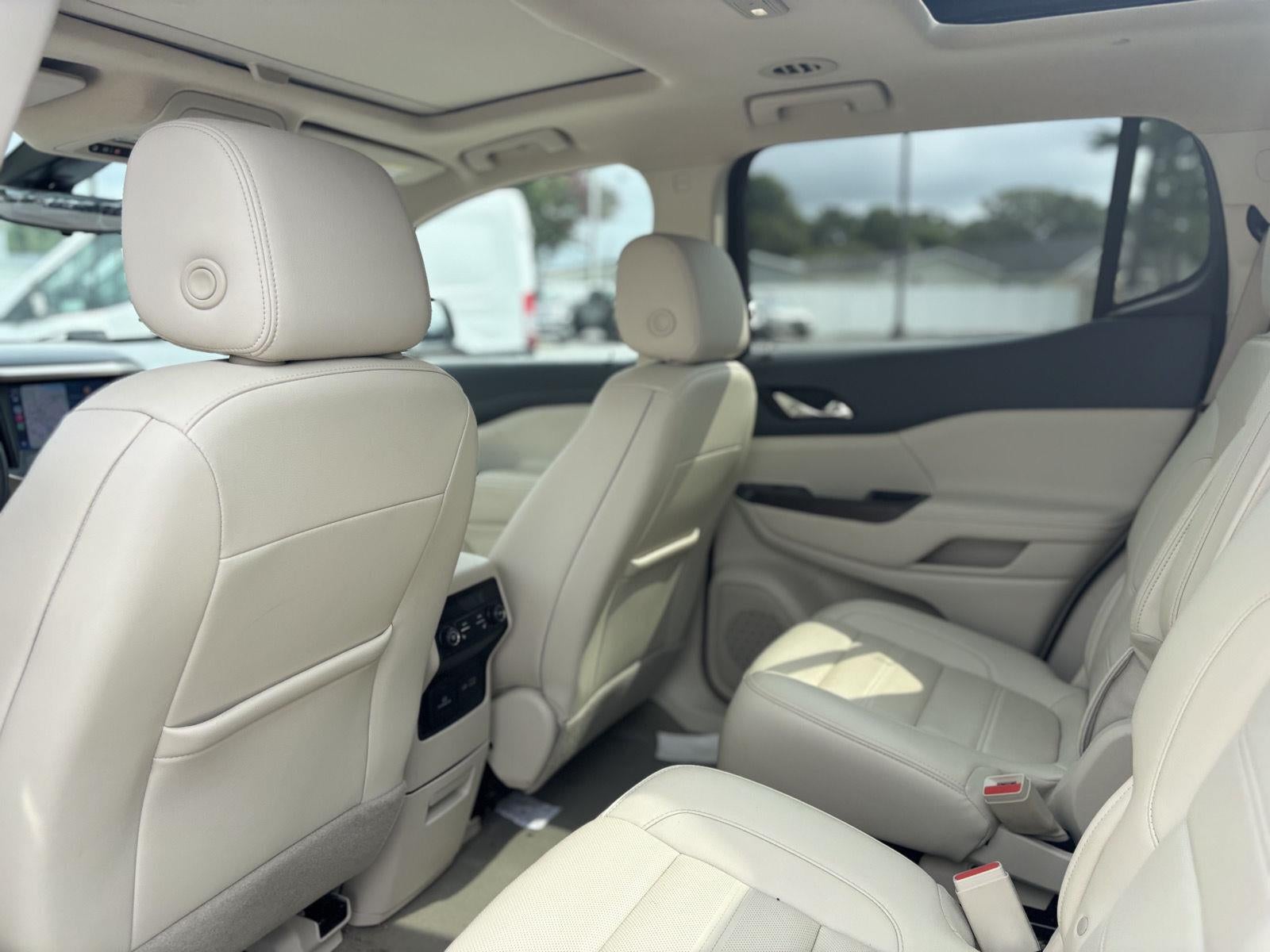 2022 GMC Acadia Denali