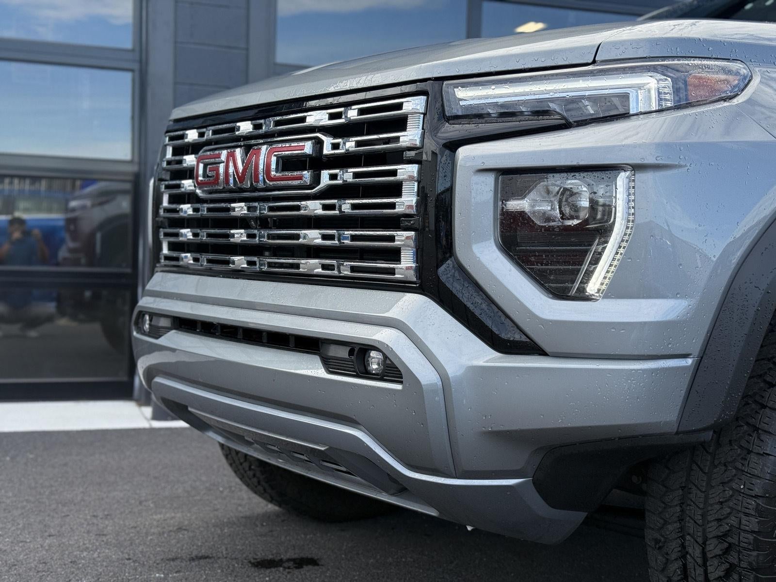 2024 GMC Canyon 4WD Denali