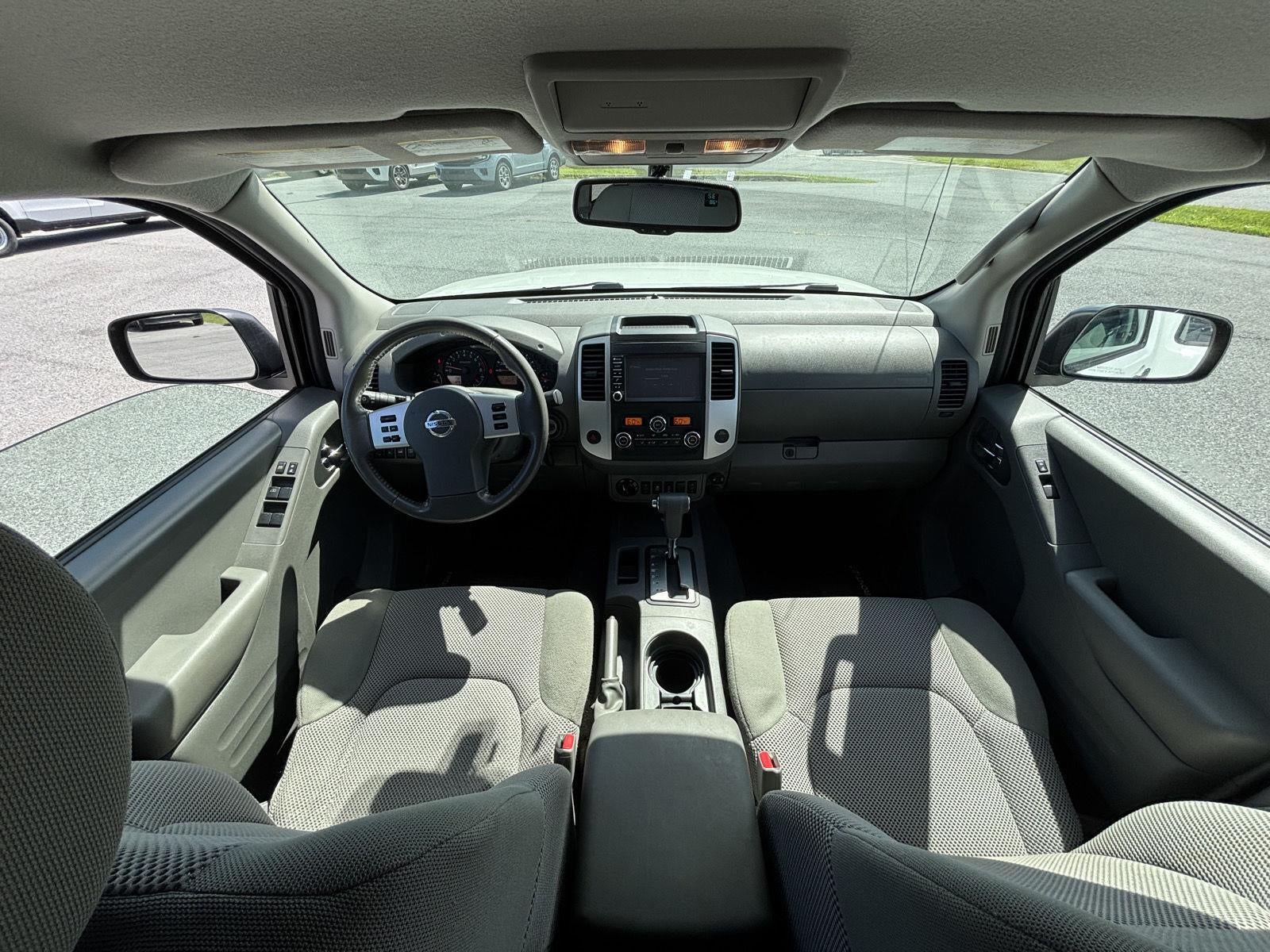 2019 Nissan FRONTIER Base