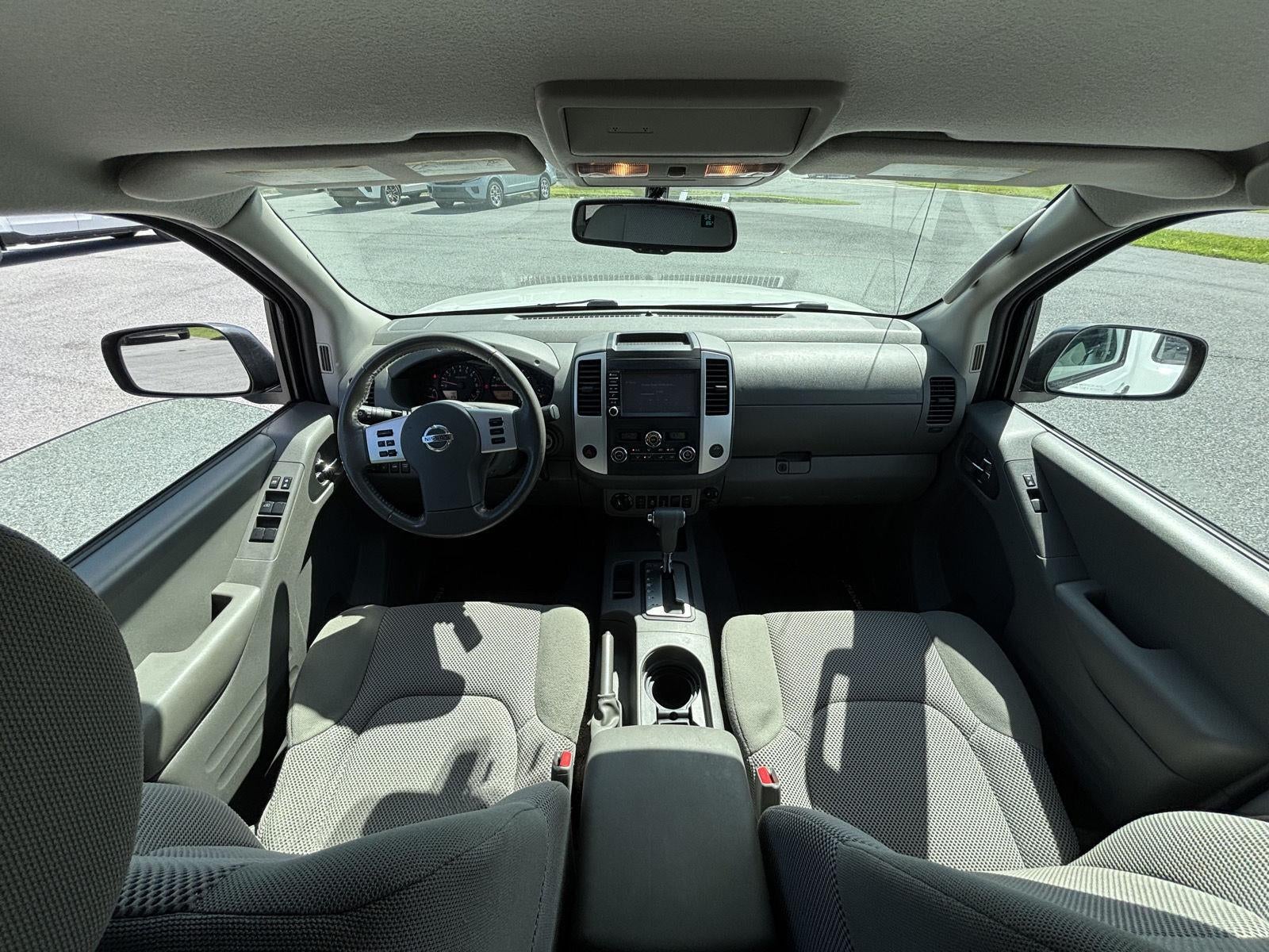 2019 Nissan FRONTIER Base