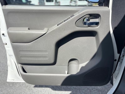 2019 Nissan FRONTIER Base
