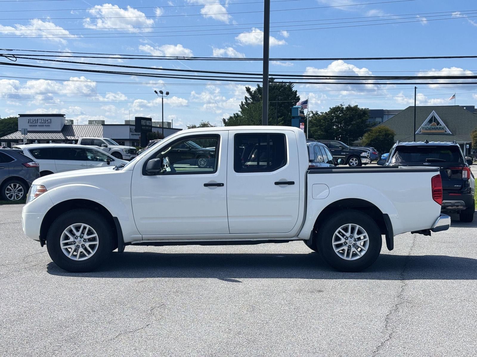 2019 Nissan FRONTIER Base