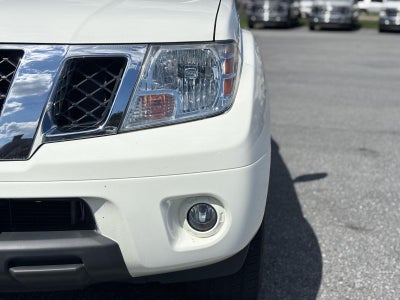 2019 Nissan FRONTIER Base