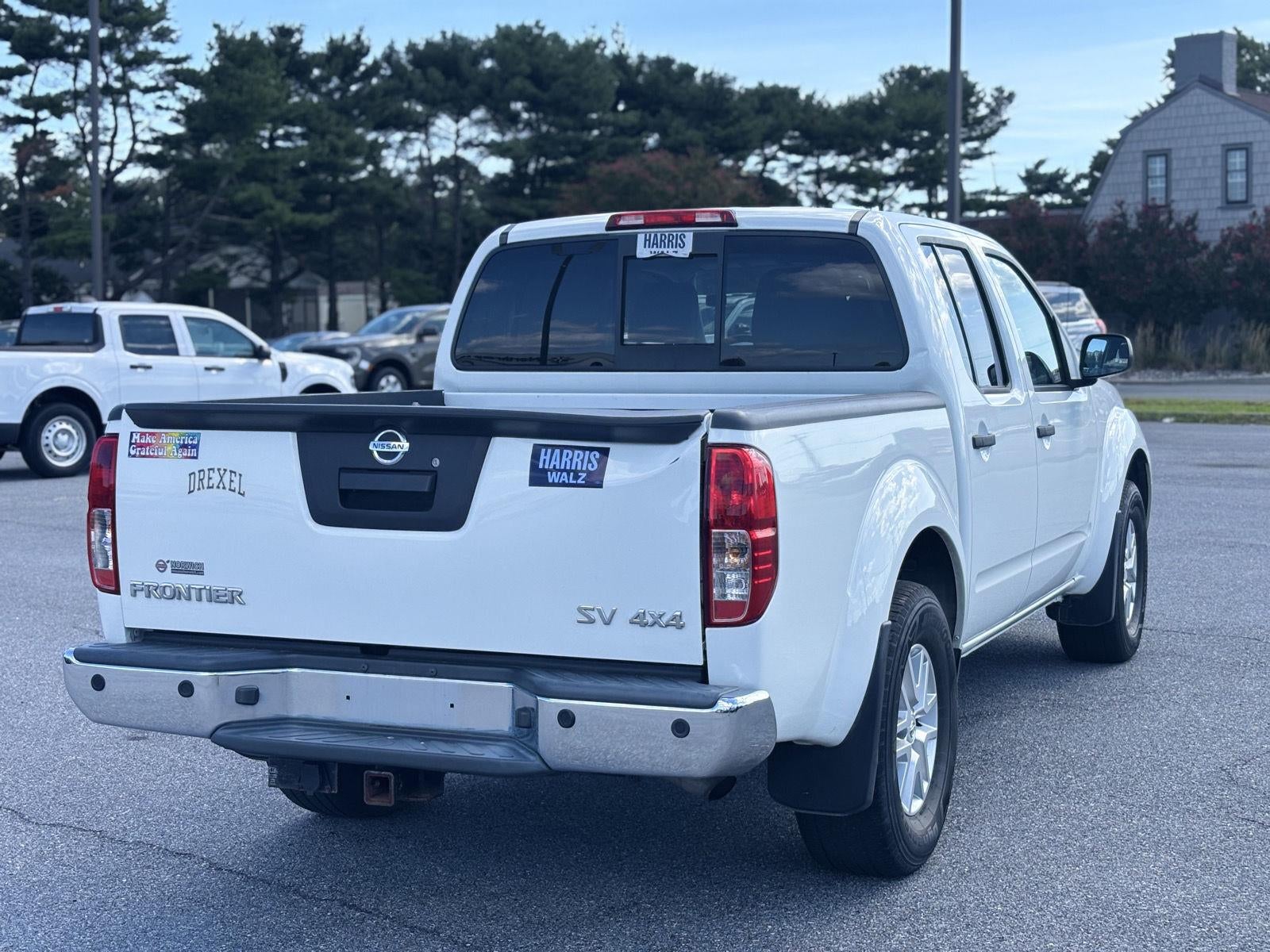 2019 Nissan FRONTIER Base