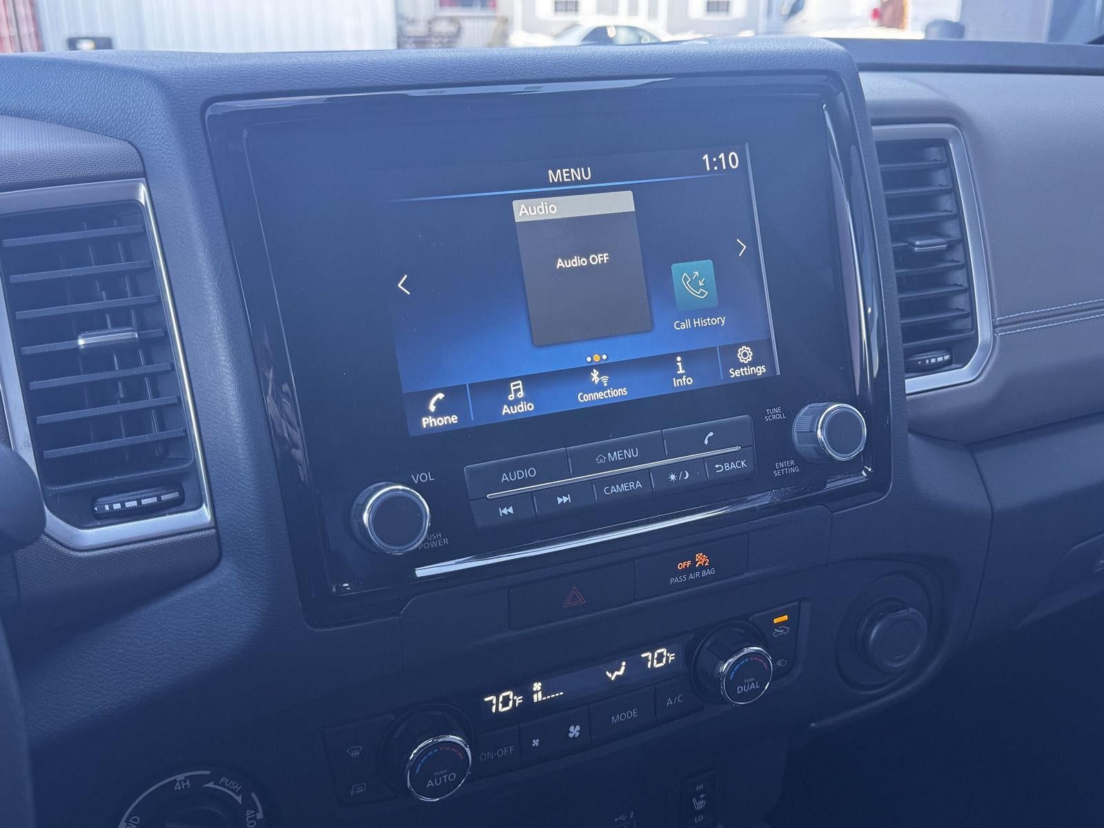 2022 Nissan Frontier SV