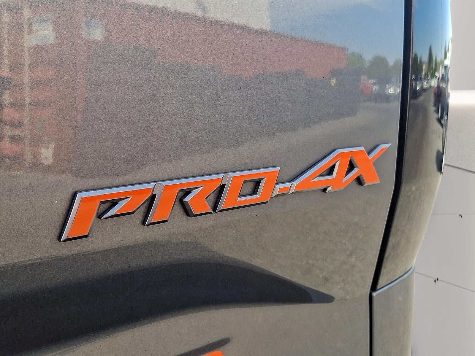 2022 Nissan Frontier PRO-4X