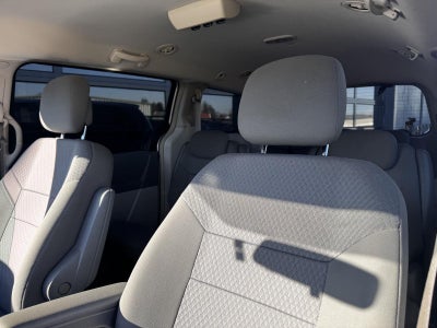 2010 Chrysler Town & Country LX