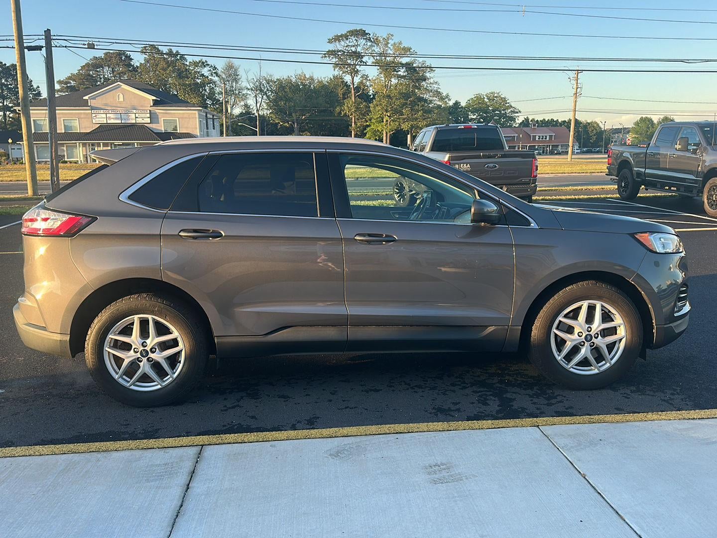 2021 Ford Edge SEL