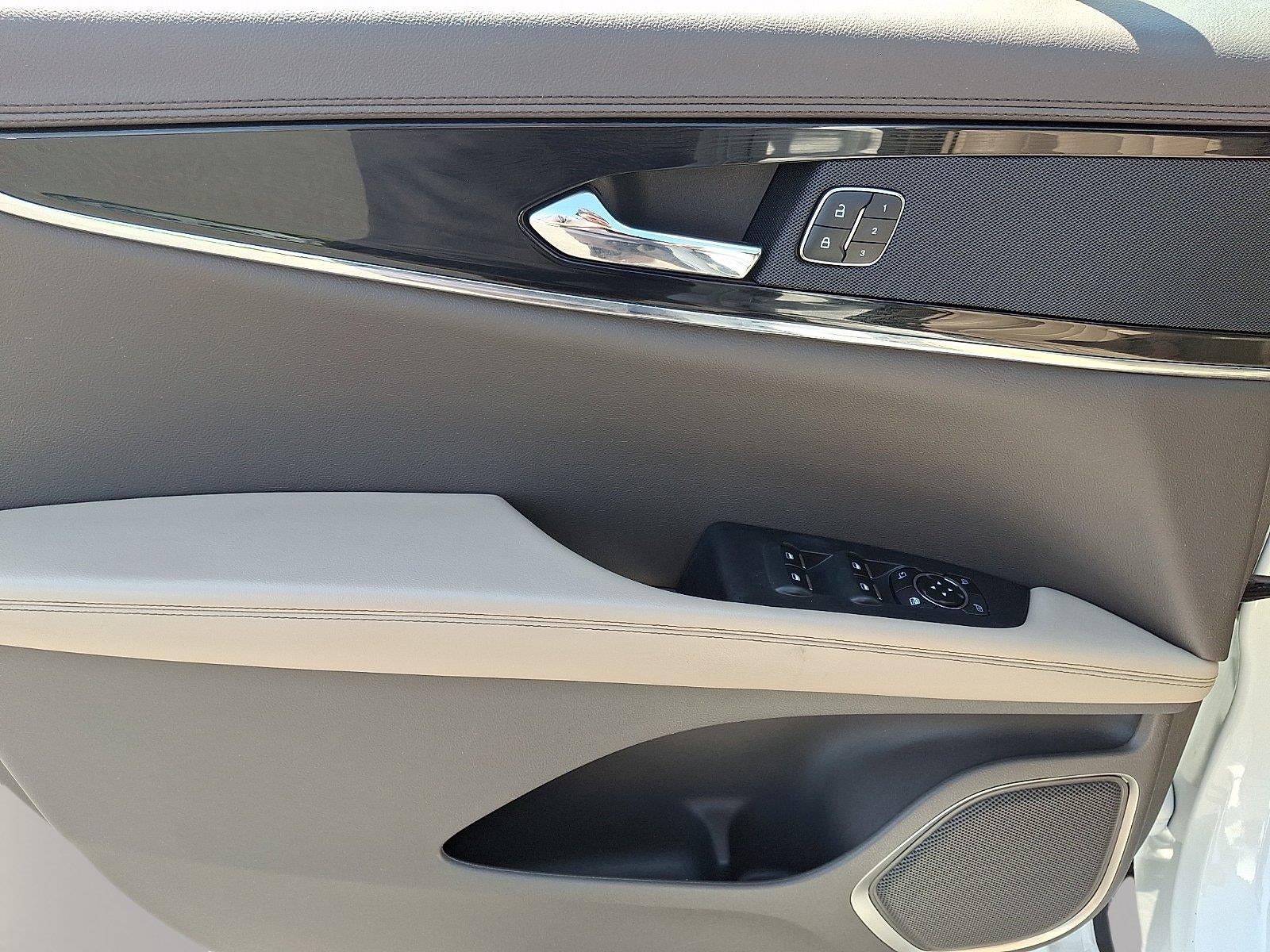 2022 Lincoln Nautilus Standard