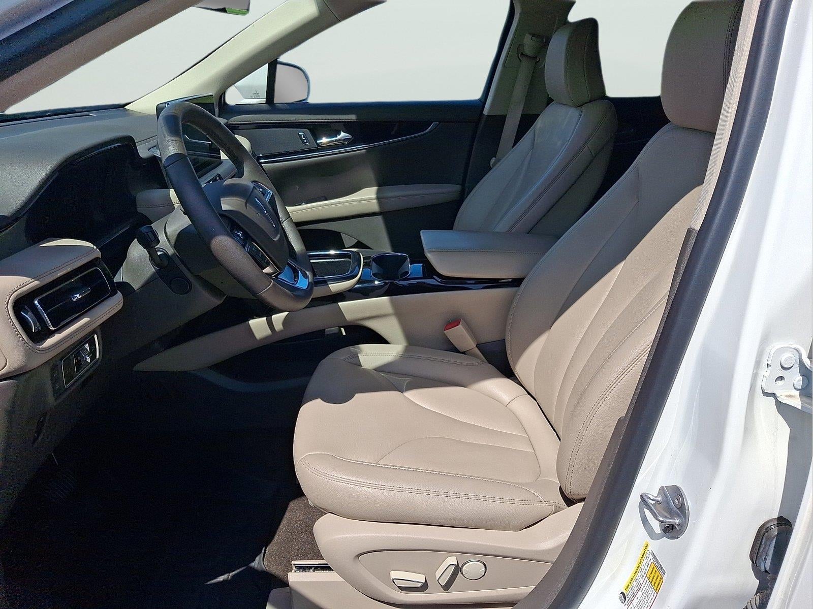 2022 Lincoln Nautilus Standard