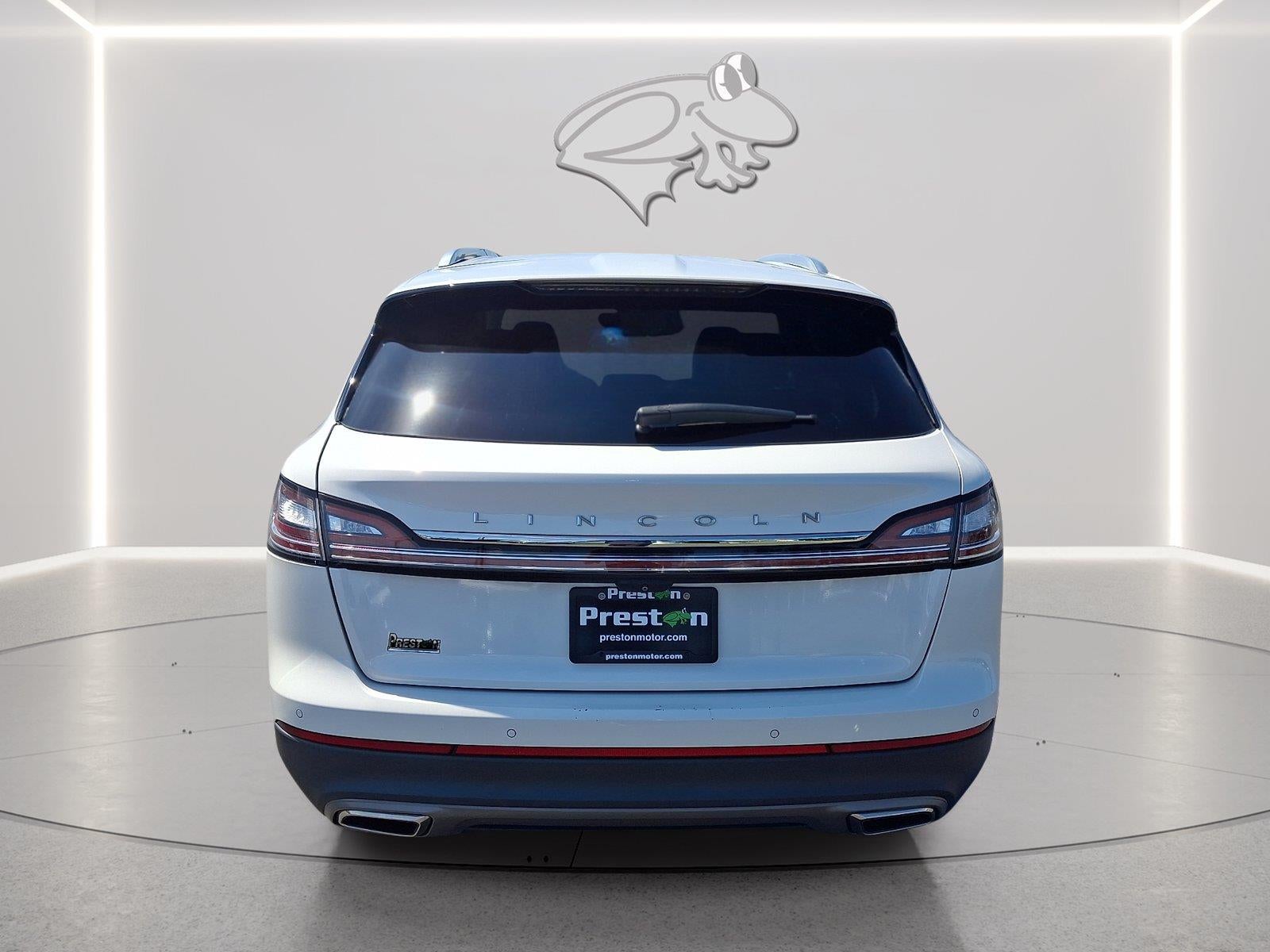2022 Lincoln Nautilus Standard