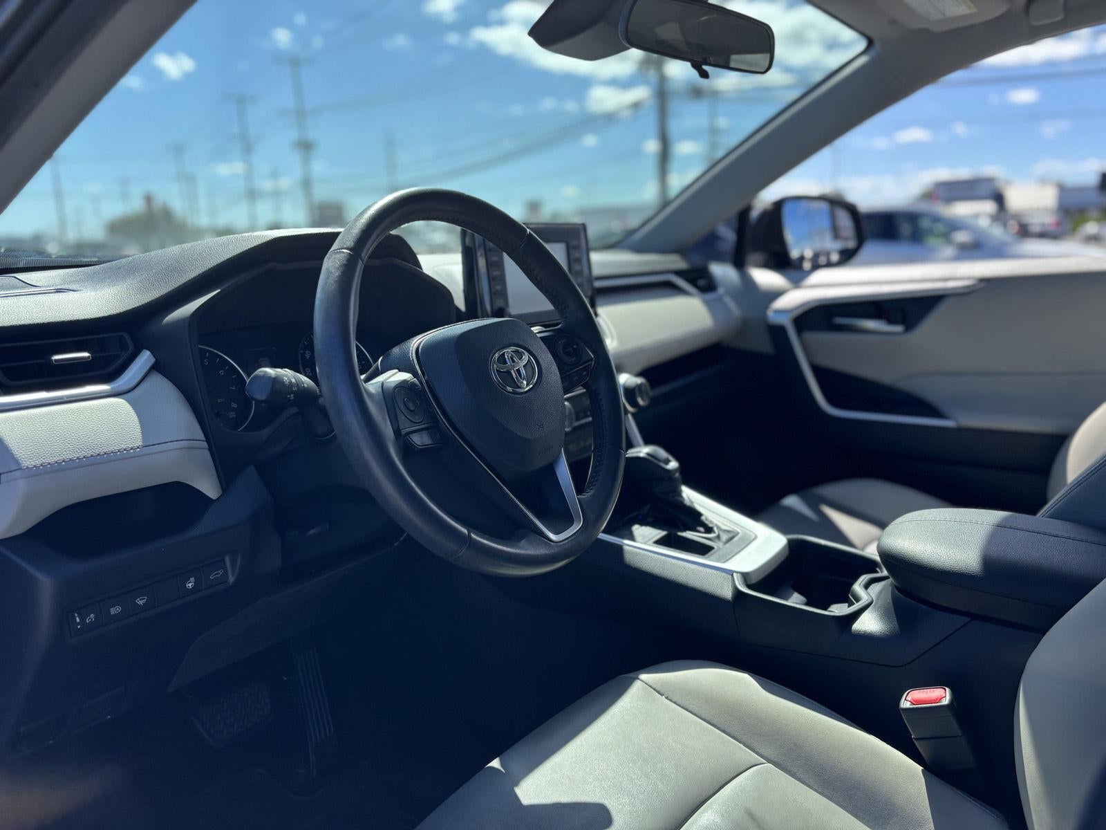 2020 Toyota RAV4 XLE Premium