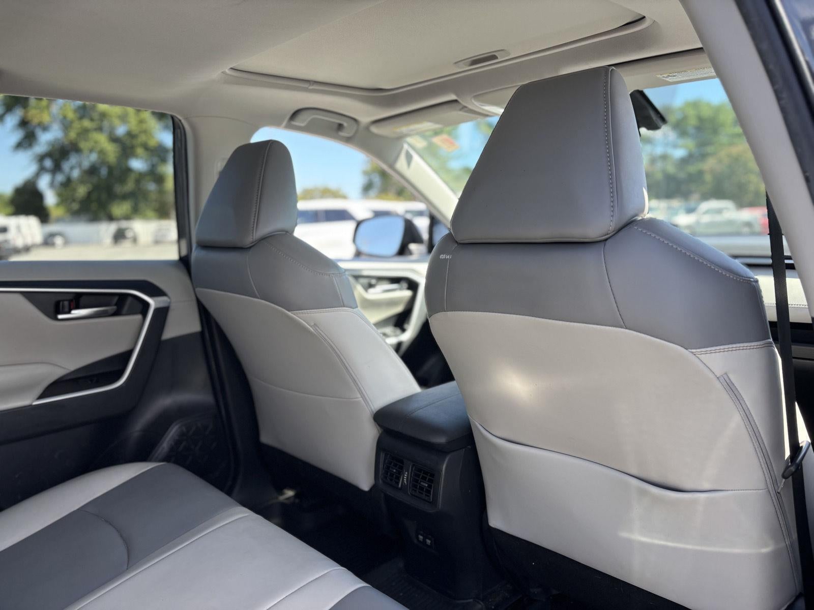 2020 Toyota RAV4 XLE Premium