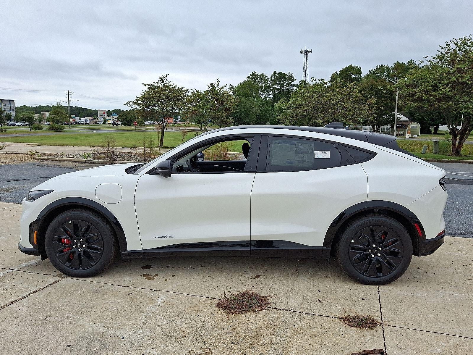 2025 Ford Mustang Mach-E Premium