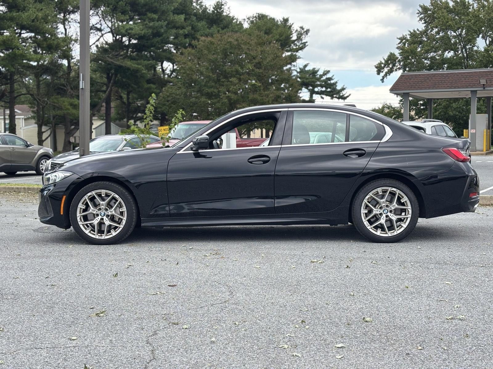 2025 BMW 3 Series 330i xDrive
