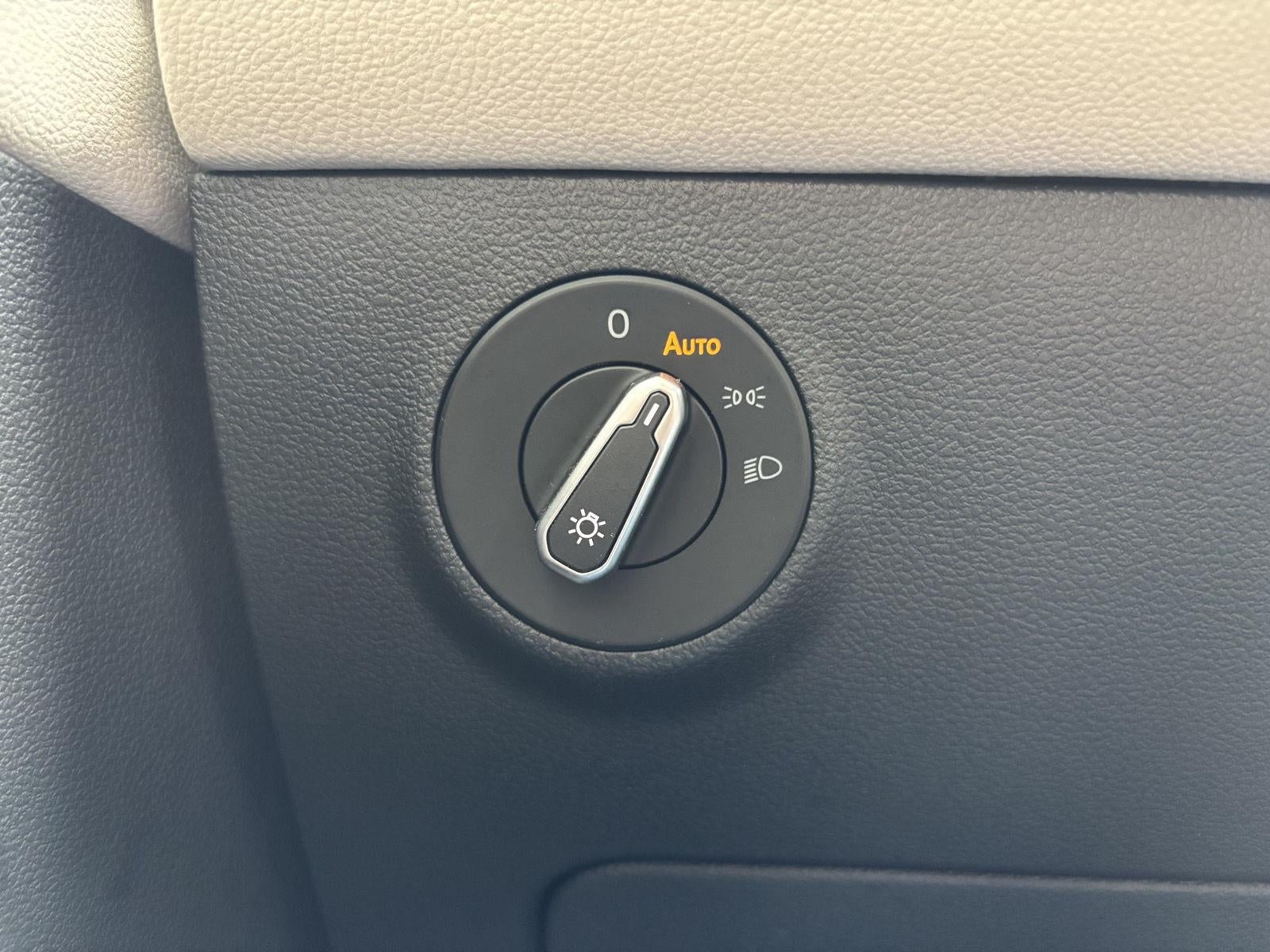 2025 Volkswagen Taos S