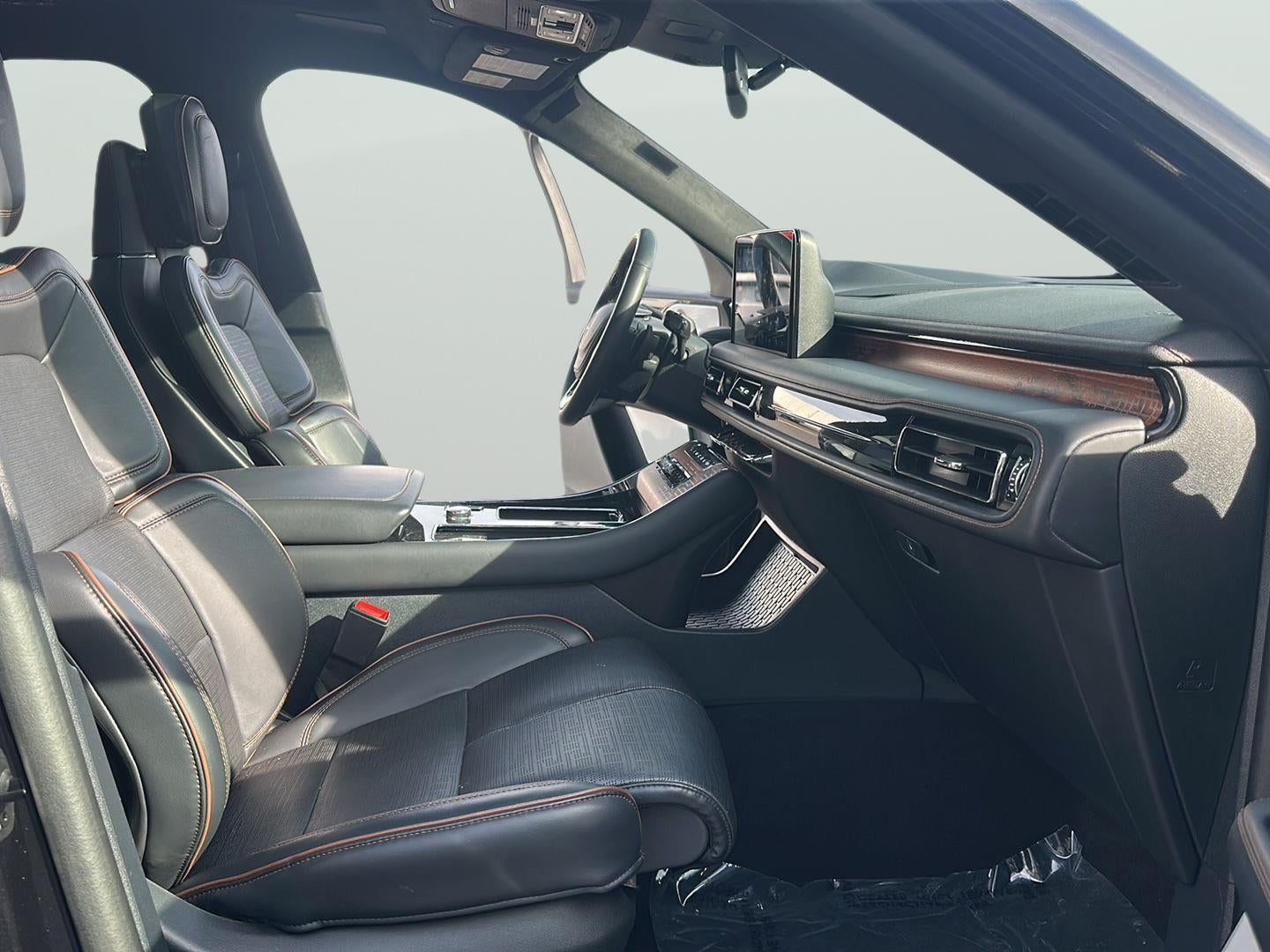 2025 Lincoln Aviator Black Label